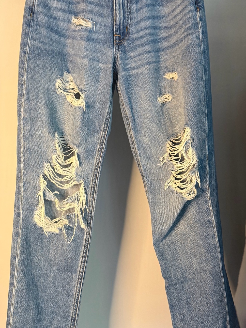 Aeropostale Light Blue Ripped Boyfriend Jeans